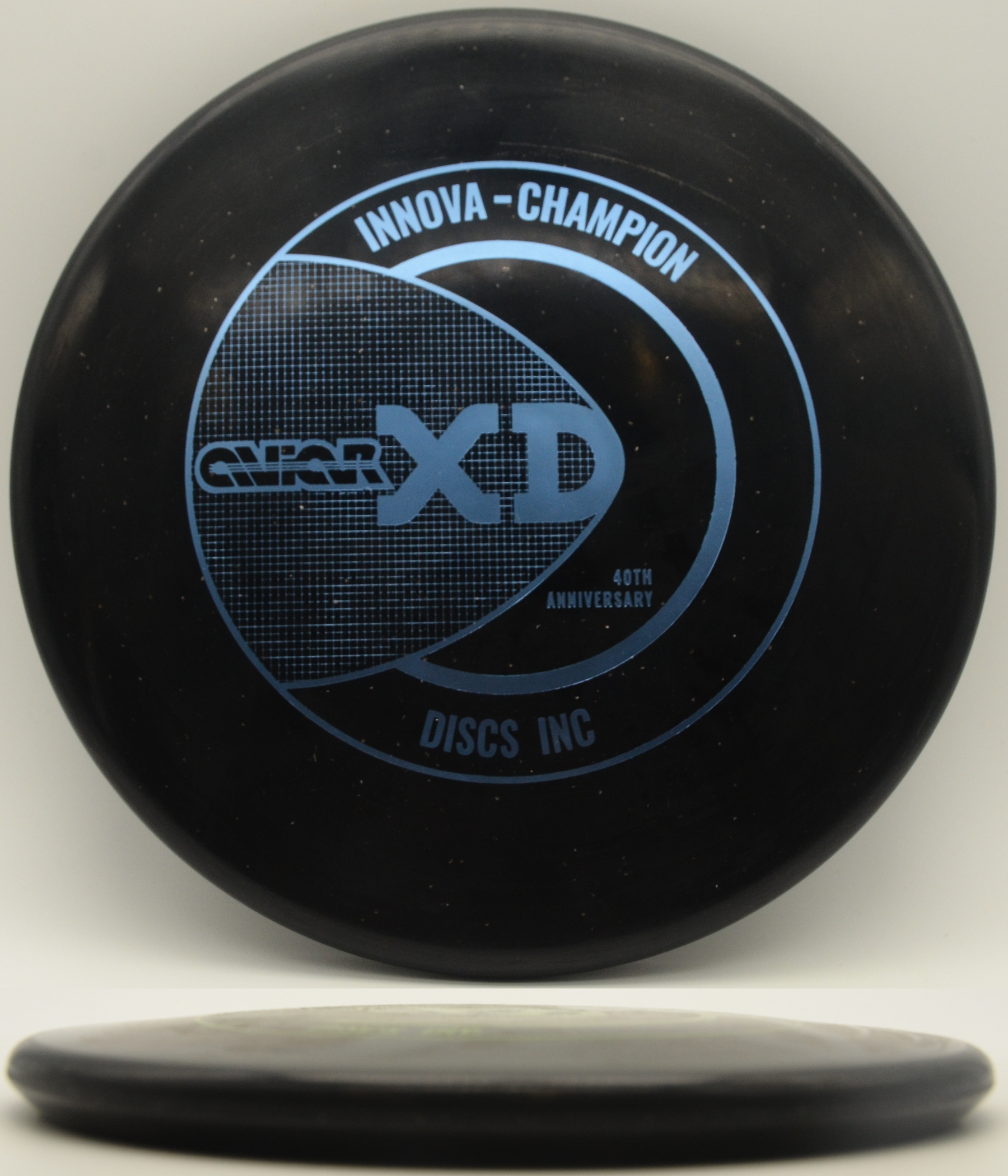 Aviar XD 40th Anniversary) - Blue